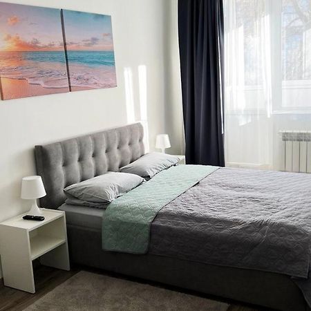 Grey & White Apart Виниця Екстериор снимка